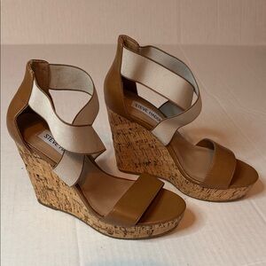 Steve Madden Tan and Cream Wedge Sandals Size 6